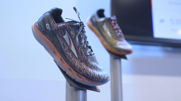 Altra IQ smart shoes give you feedback, tips to improve your running ...
