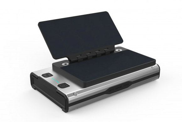 braven brv pro bank le with solar panel rugged smart battery bank 580x388