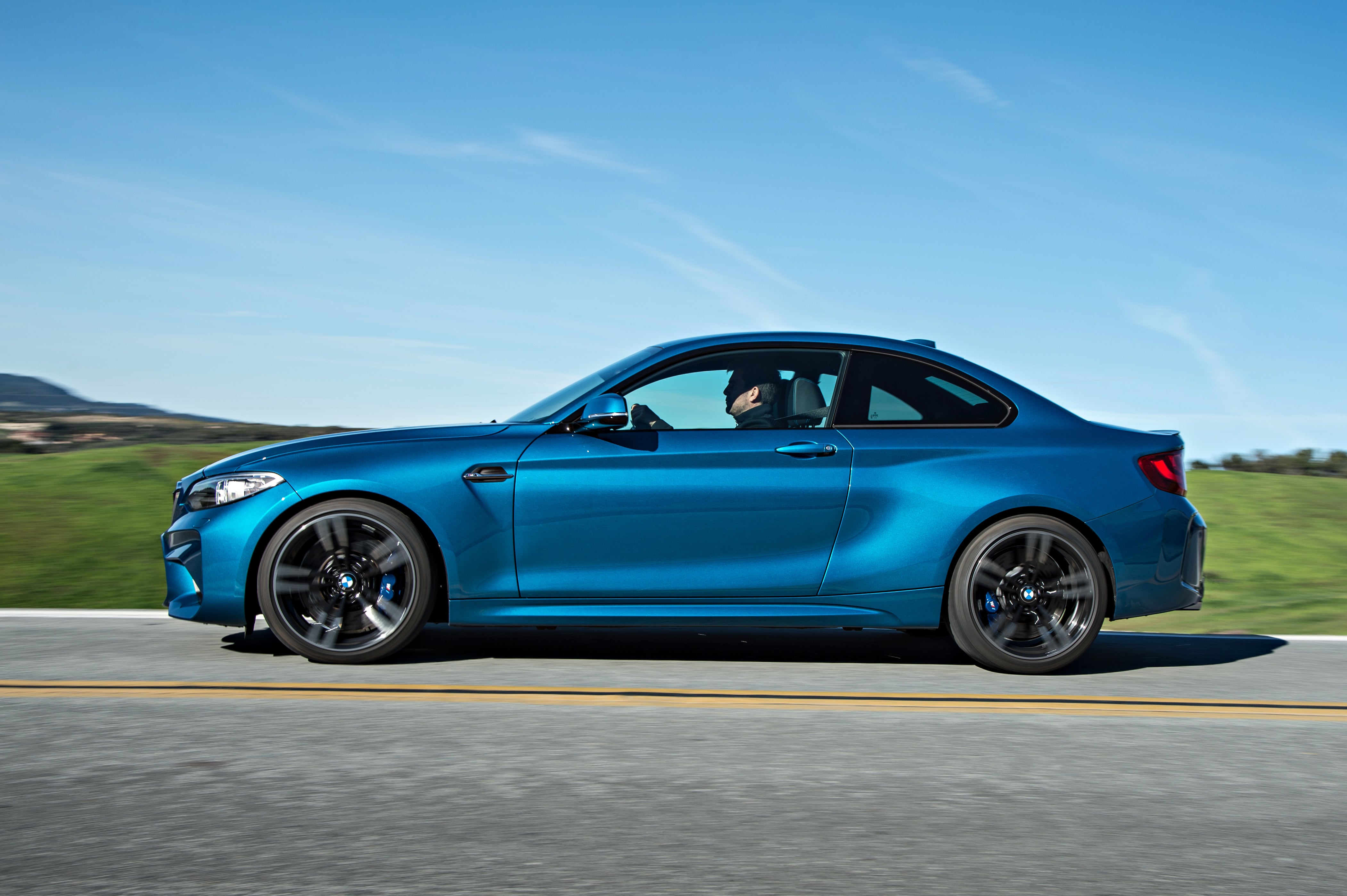 Bmw M2 First Drive Exhilarating Tossable And Thoroughly Driver Full Pcworld