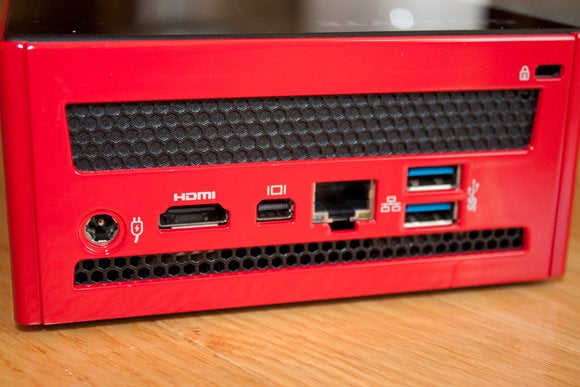 Gigabyte Brix GB-A8-5557M back view