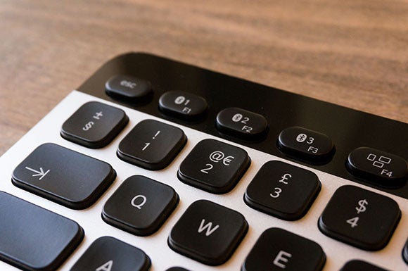 using your iphone with a bluetooth keyboard 04