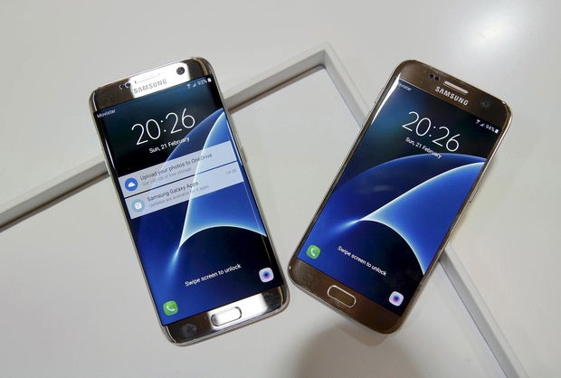 Pacer canto pulgar How to pick between the Galaxy S7 and GS7 edge (video) | CIO