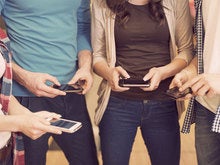 Shocking news: People do lots on their smartphones