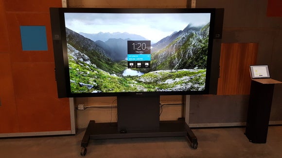 Microsoft surface hub