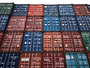 Containers vs. virtual machines: How to tell which is the right choice for your enterprise