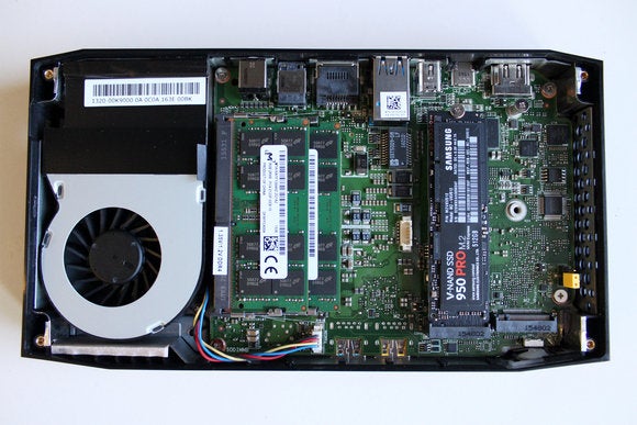 nuc6i7kyk skull canyon nuc internal shot