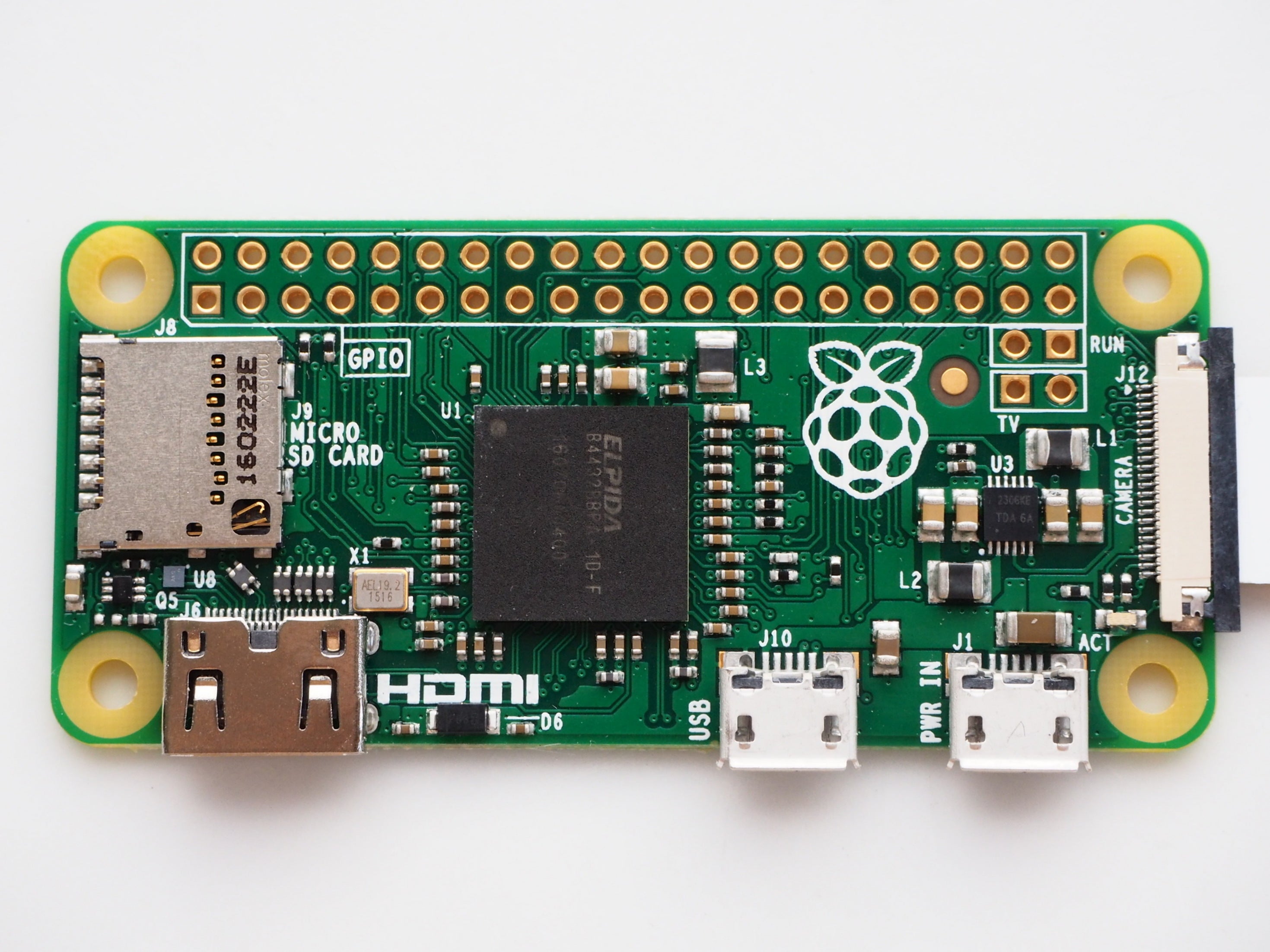 The Raspberry Pi Zero Mini Pc Adds A Camera Connector Still Costs Just 5 Pcworld