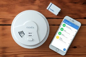 Roost on table with iphone