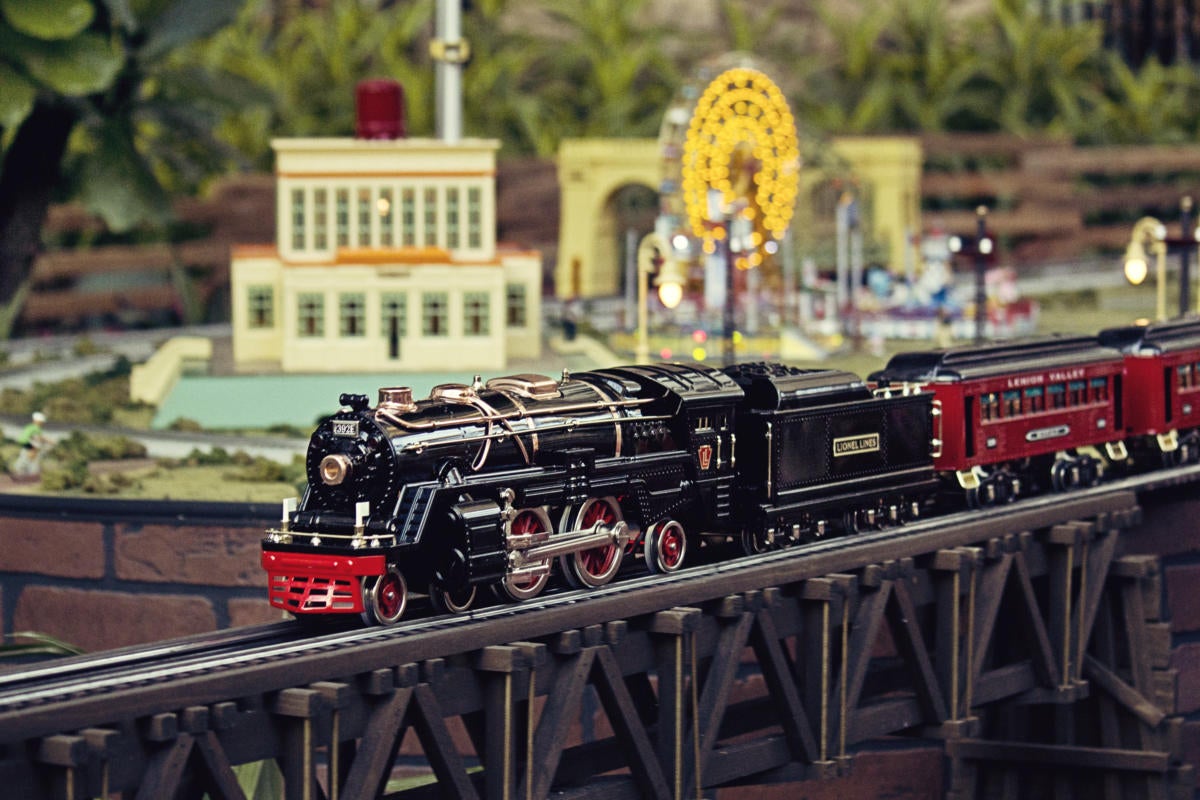 electric toy train set