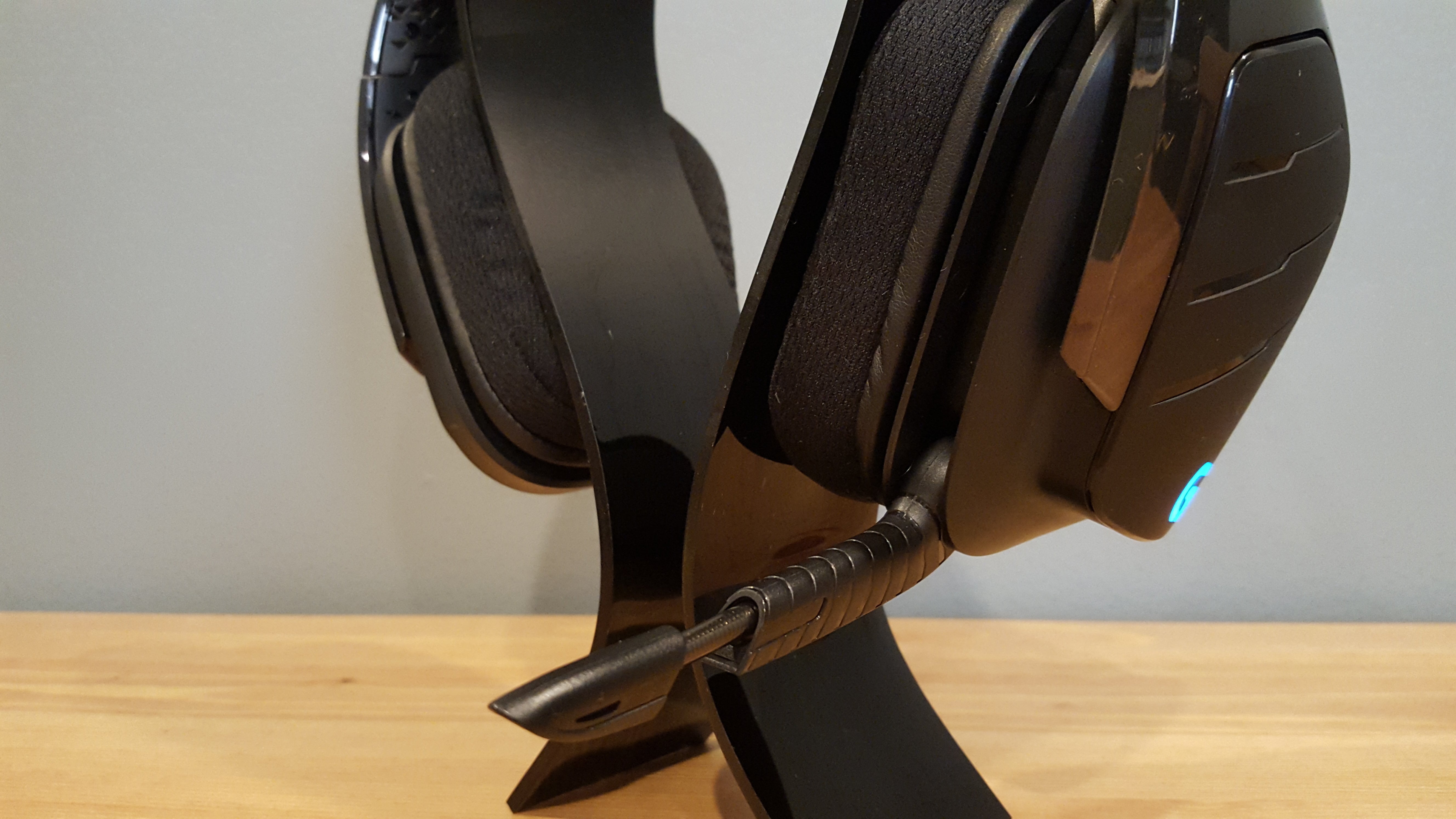 Logitech review: This wireless headset is so good, you can its high-end competition | PCWorld