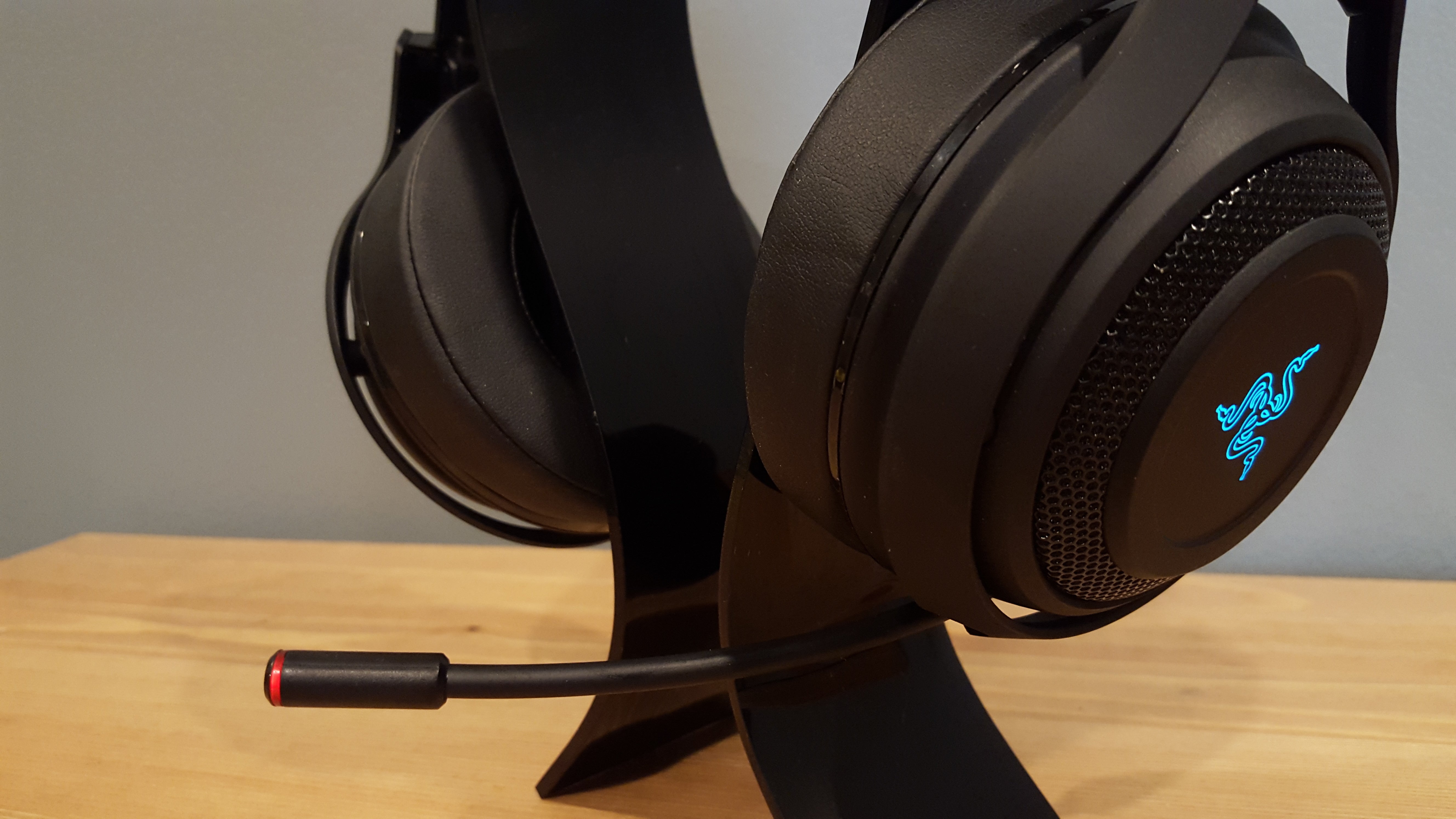 Razer Man O War review This pillowy headset is almost as mighty