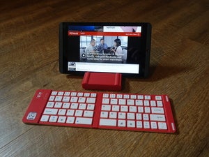 iWerkz Keyboard unfolded with stand