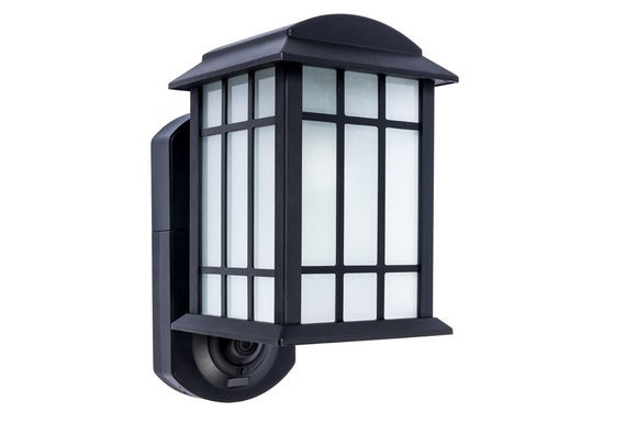 maximus kuna porch light