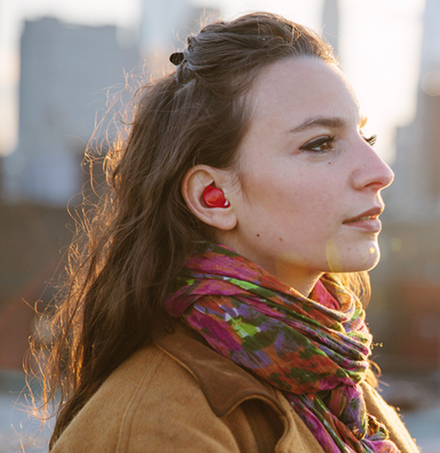 start-up-touts-wireless-earbud-that-translates-conversations