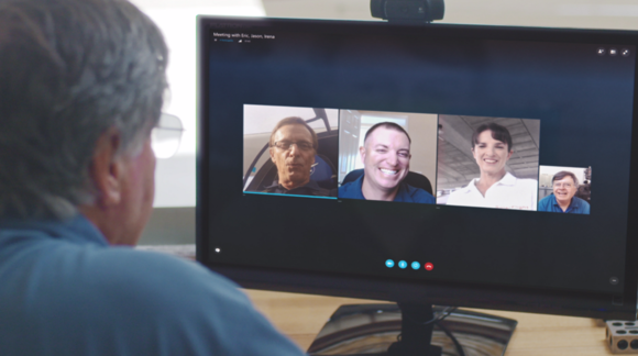 Microsoft gives businesses a free tool for online meetings