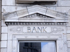 Digital transformation pushes big banks into application outsourcing