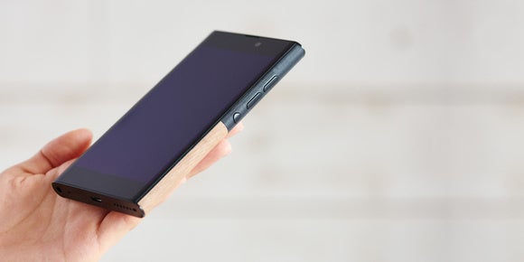 Is this the future of Windows 10 Mobile? NuAns is pitching its Neo phone on Kickstarter