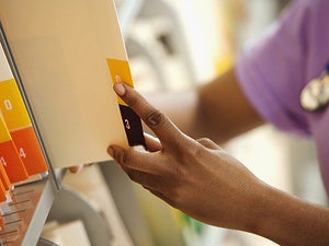 Many hospitals transmit your health records unencrypted
