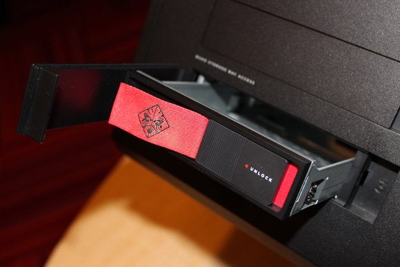 hp omen x drive bay detail aug 2016