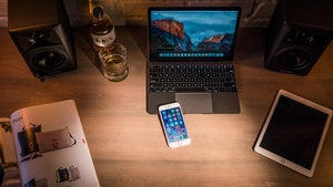 iphone7 review adam 13 desk