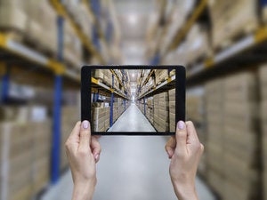 Manufacturing Cloud ERP Enables One View – Including Mobile Users