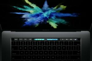 Apple Macbook Pro Touch