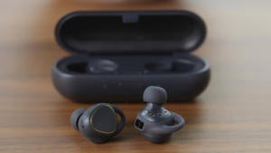 gear iconx with case