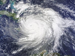 A guide to business continuity planning in the face of natural disasters