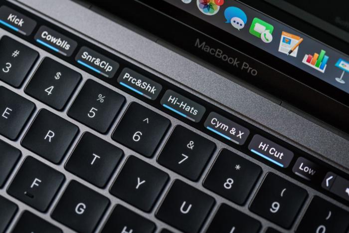 macbook pro late2016 review adam touchbar garageband