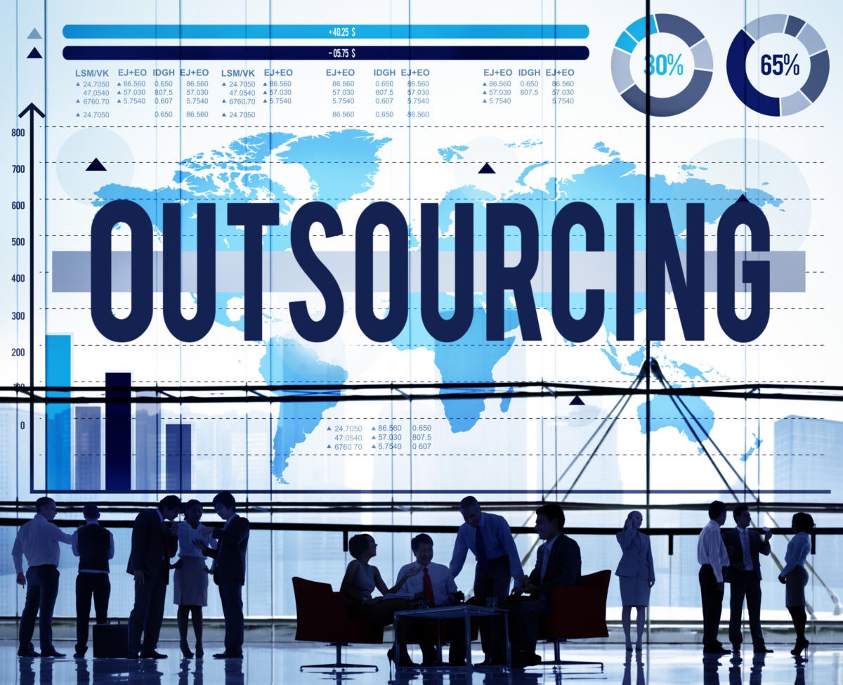 outsourcing global map and workers