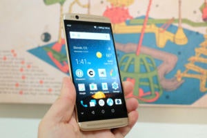 zte axon 7 mini front wide