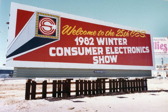161223 ces 1982