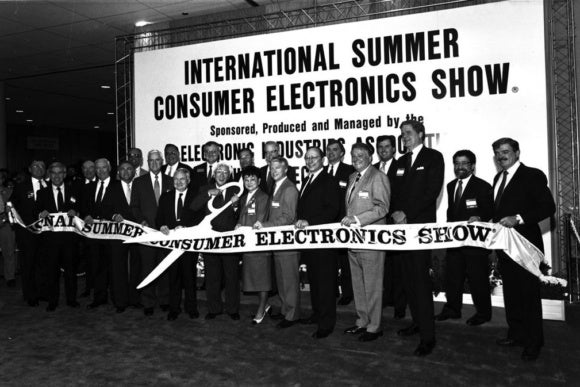 161223 ces 1990