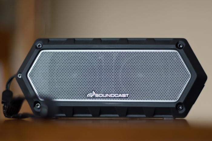 soundcast vg1 waterproof bluetooth speaker