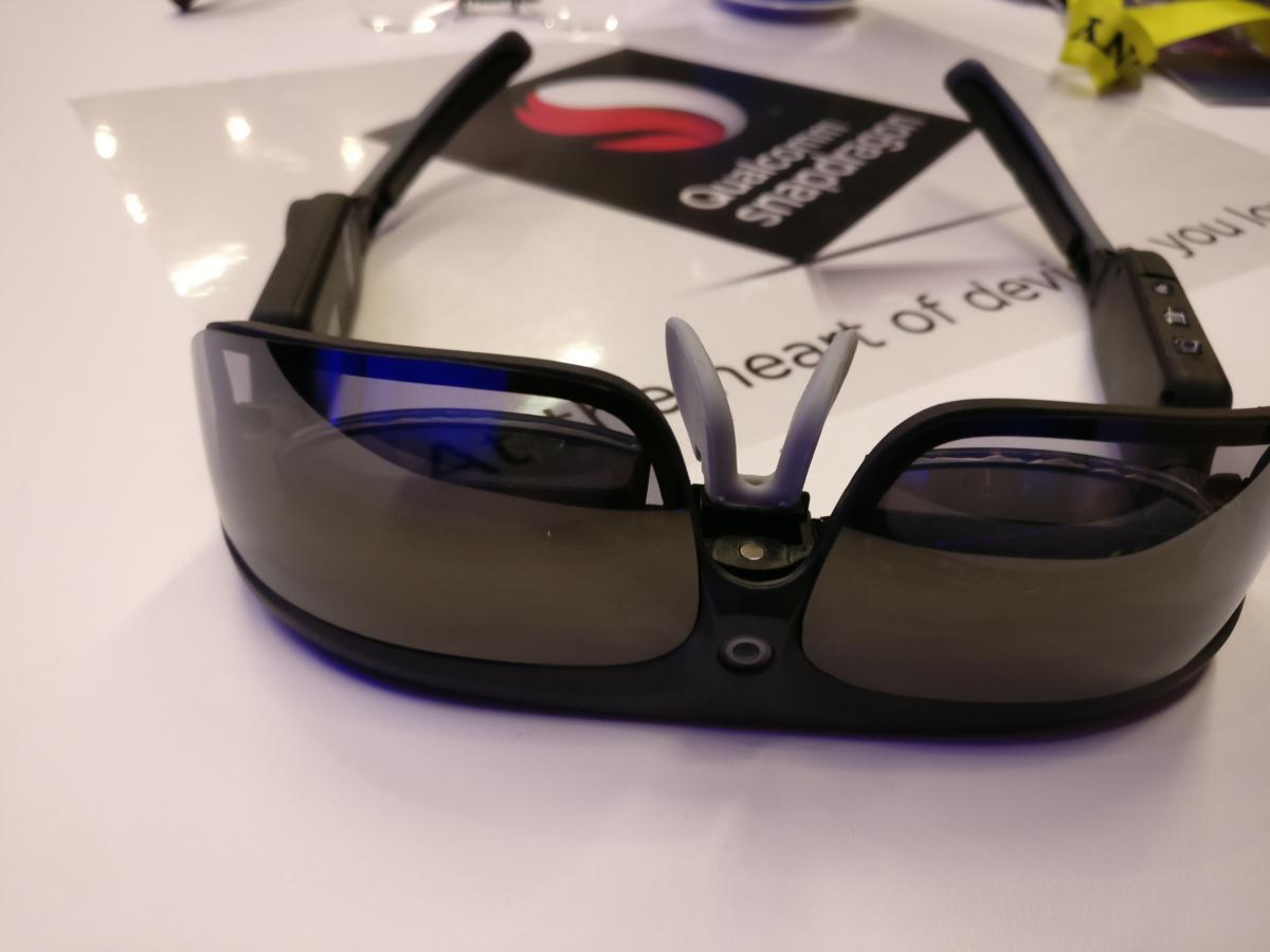 ODG R-8 smart glasses