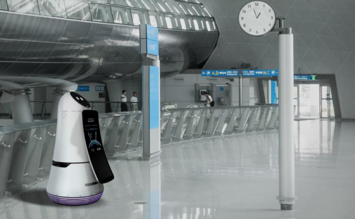 lg airport robot