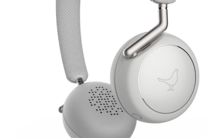 The right earcup with the nightengale features a lackluster gesture control panel.
