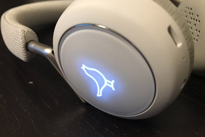 The Nightingale on the right ear cup lights up when you change settings.
