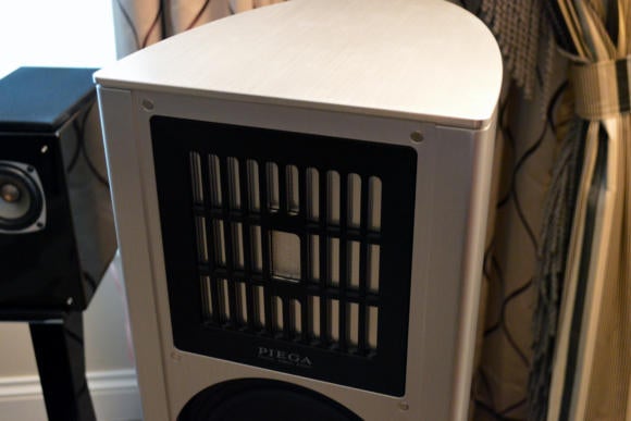 Piega Coax 711 detail