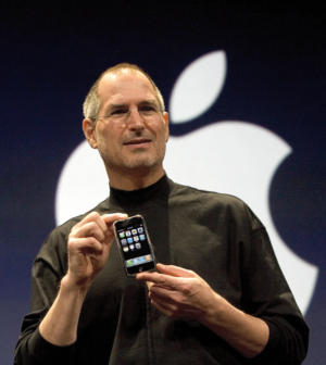 steve jobs iphone launch