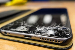Apple awarded $539 million in Samsung patent trial, but iPhone 6 revelation may be more damaging