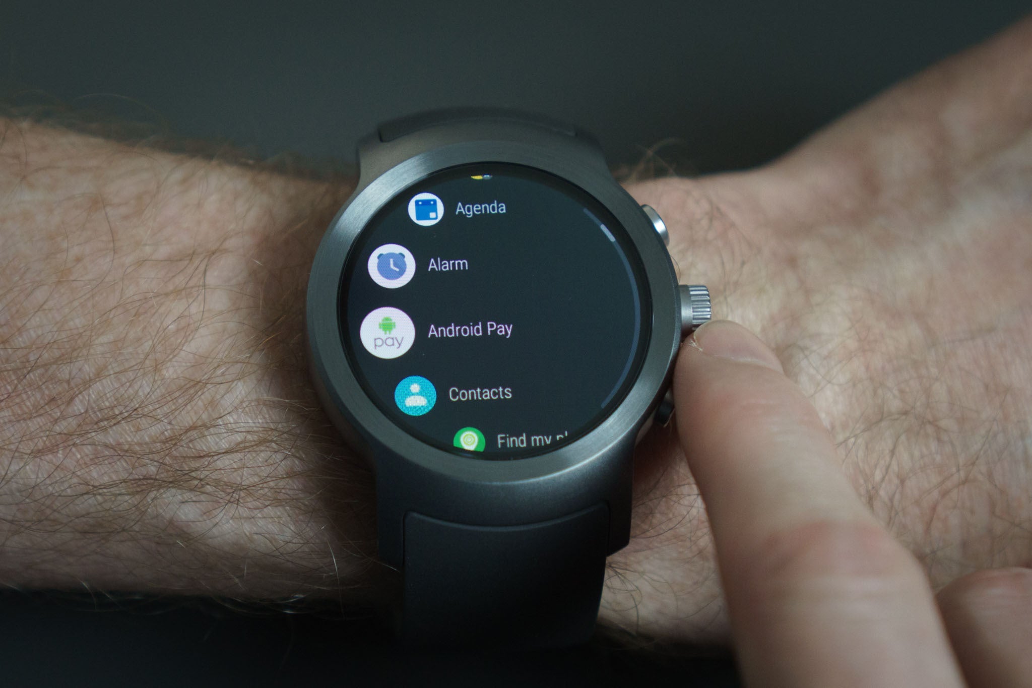 Android wear 2 outlet watches