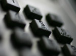 FTC warns on “Can you hear me now” robocall: Hang up!