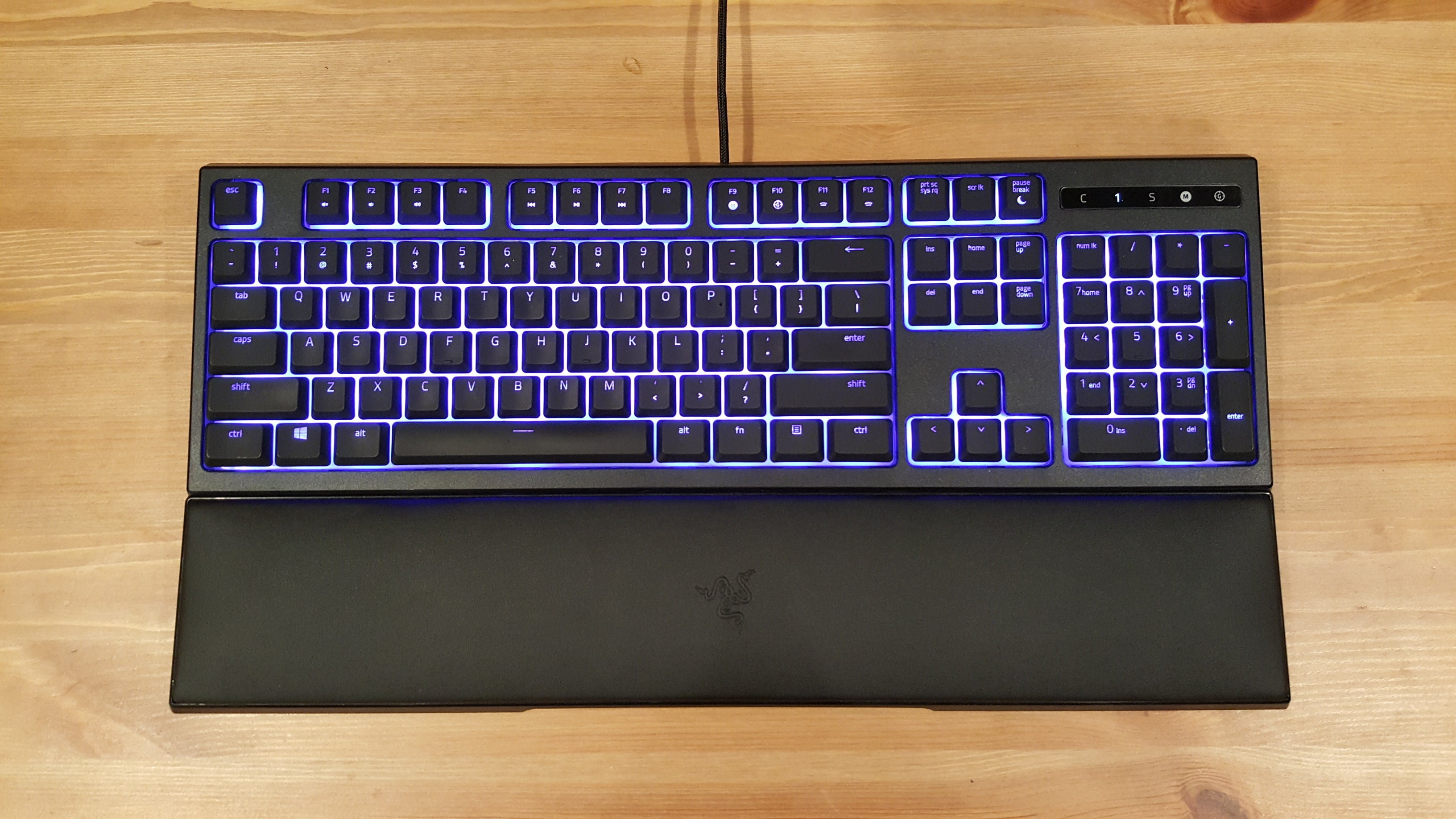 Razer Ornata Review: An Expensive Rubber-dome Keyboard That Comes With 