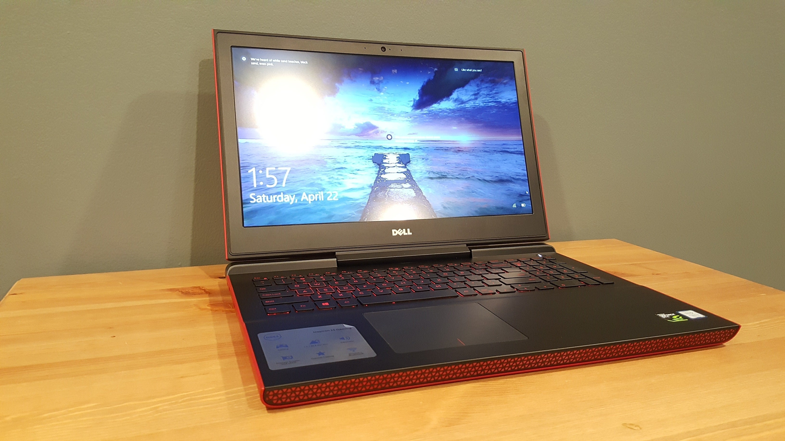 Dell Inspiron 15 7000 review: A gaming laptop at a decidedly non-gaming