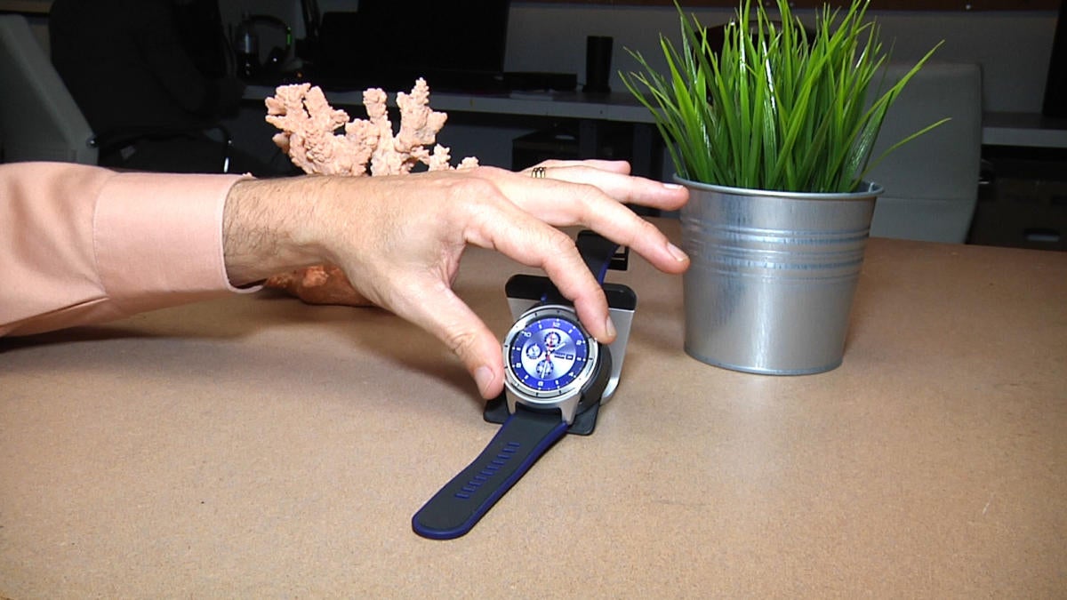 zte quartz watch faces