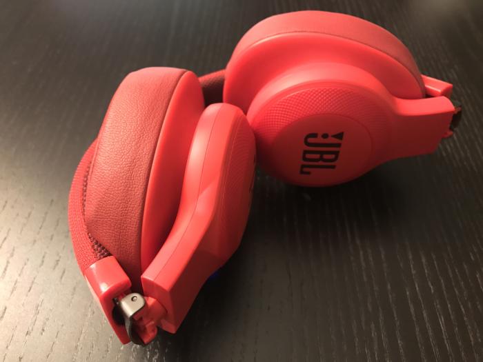 blur perle Intermediate JBL E55BT wireless headphone review: Good sound at a modest price | TechHive