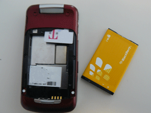 RIM BlackBerry Pearl 8220 Flip with battery removed