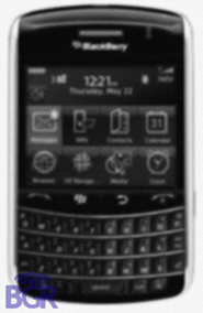 Image of the rumored BlackBerry Magnum with both touch screen and full QWERTY physical keyboard