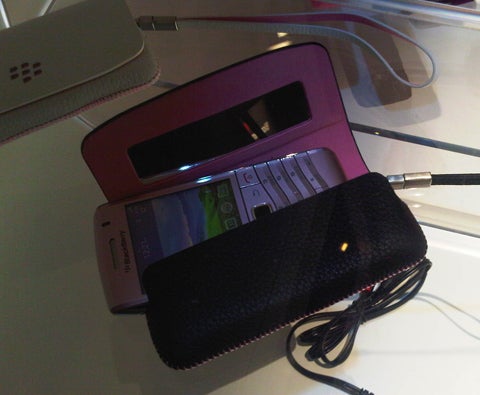 Leather Holsters for BlackBerry Pearl 9100